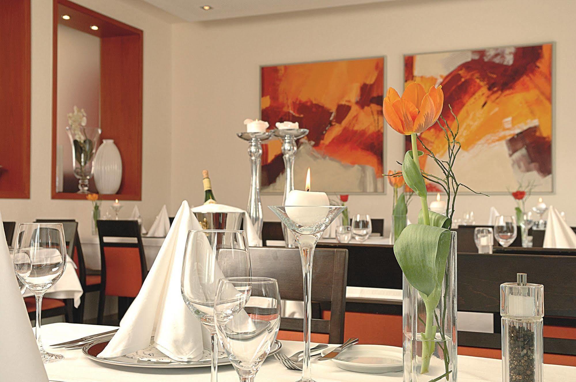 Meinl Hotel & Restaurant Neu-Ulm Εξωτερικό φωτογραφία